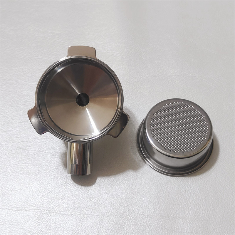 رأس فلتر مزدوج الفوهة مقاس 54  - مراجعة Breville Espresso Barista Touch وسعره
